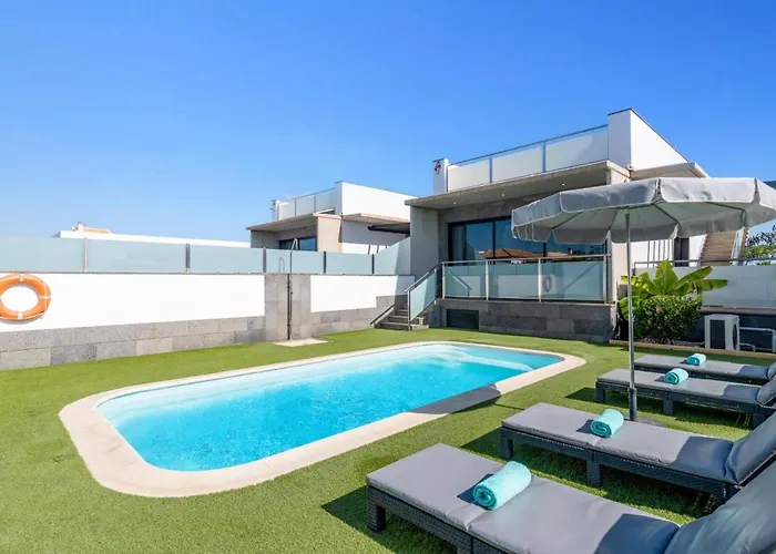 Antonio By Corralejo